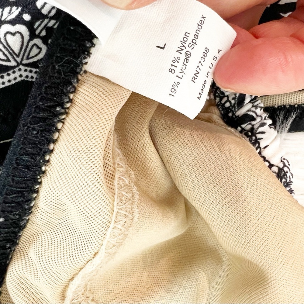 J.CREW BLACK AND WHITE TRIANGLE TOP BIKINI 2 PIECE WOMENS SZ LARGE - Picture 4 of 7